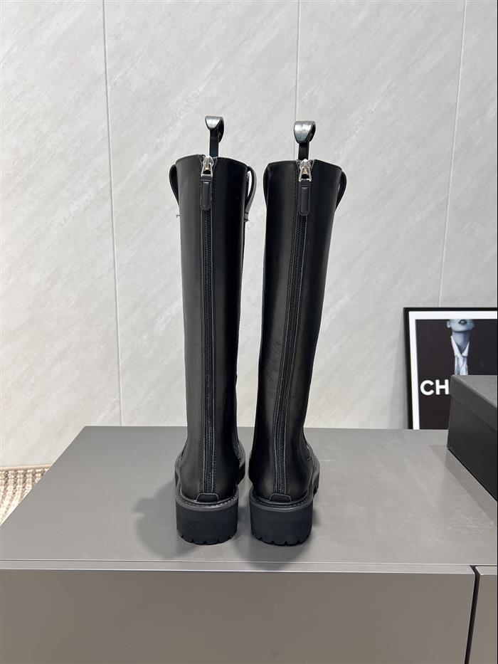 20251128174452212 430